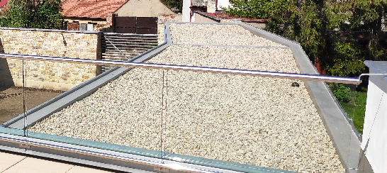 Přitižené střechy